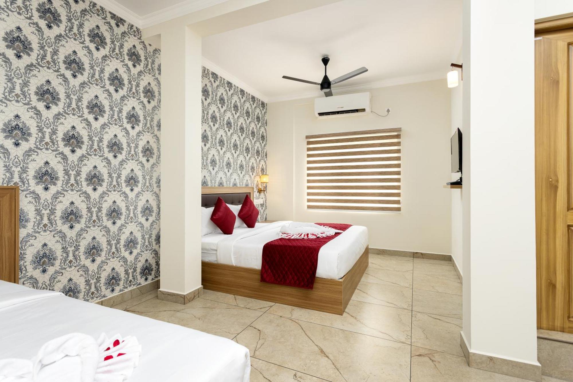 Esaa Airport Hotel Kochi Exterior foto